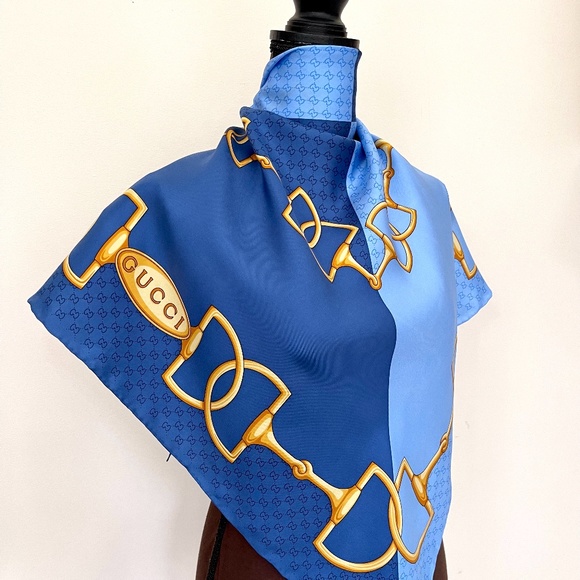 Gucci Scarf Iconic Horsebit Logo Print Silk Wrap with Gucci Gift Box - Picture 2 of 15